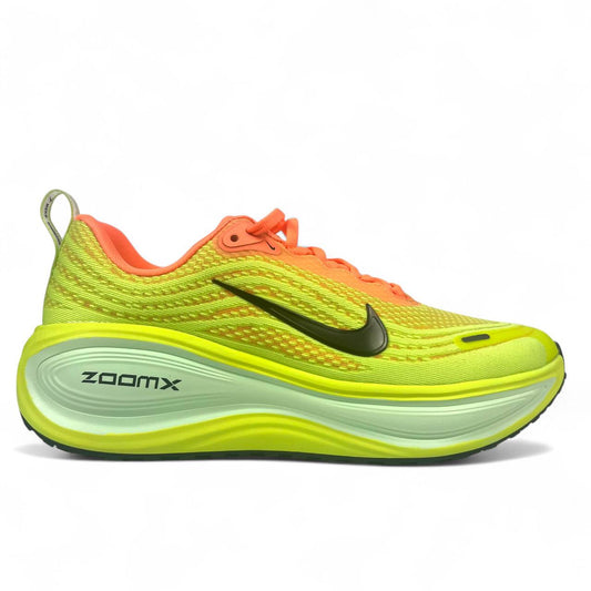 Маратонки Vomero Plus