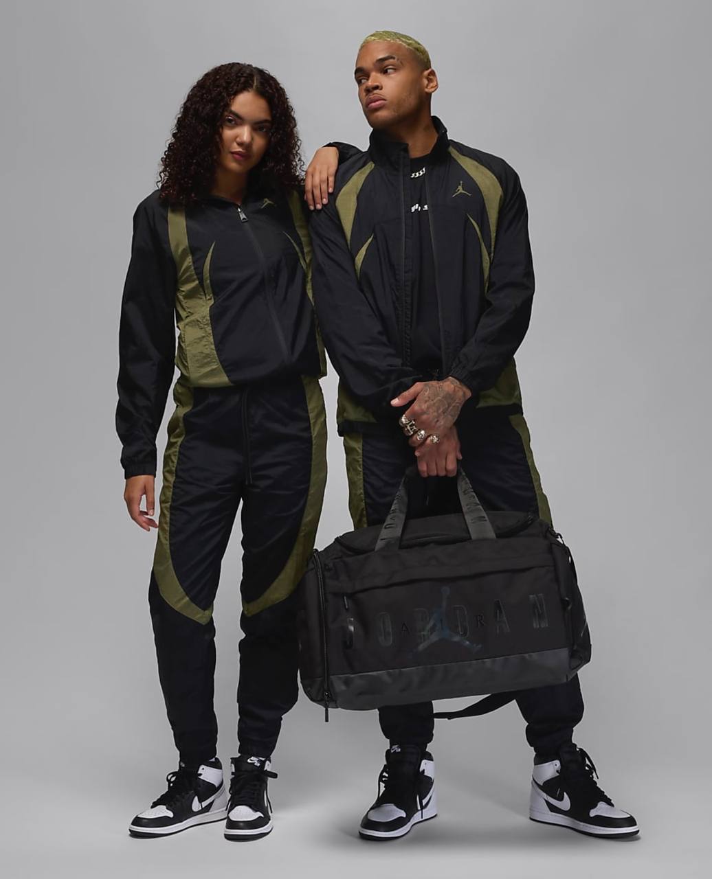 Комплект от две части Jordan Black/Olive