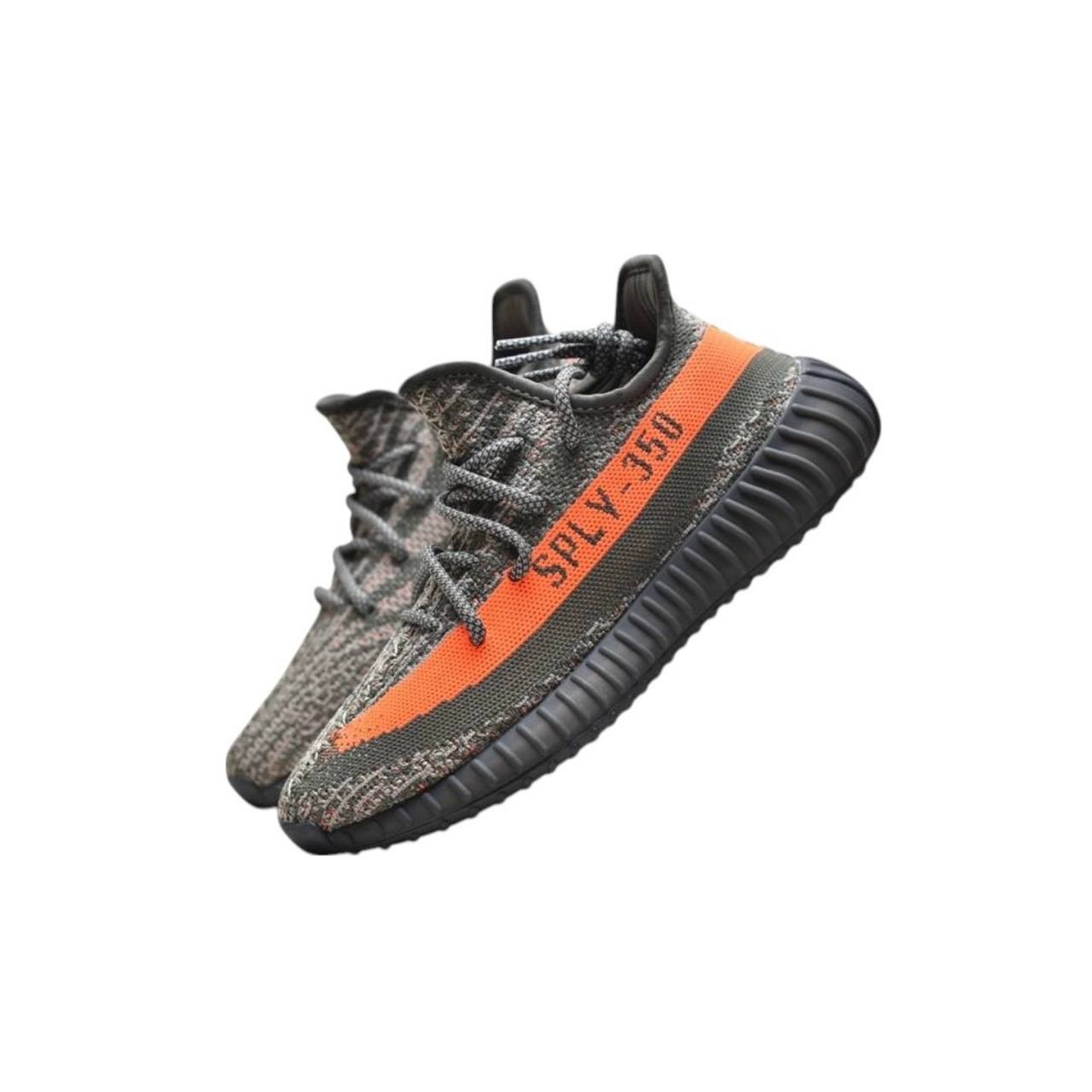 Маратонки Yeezy 350 V2 Carbon Beluga