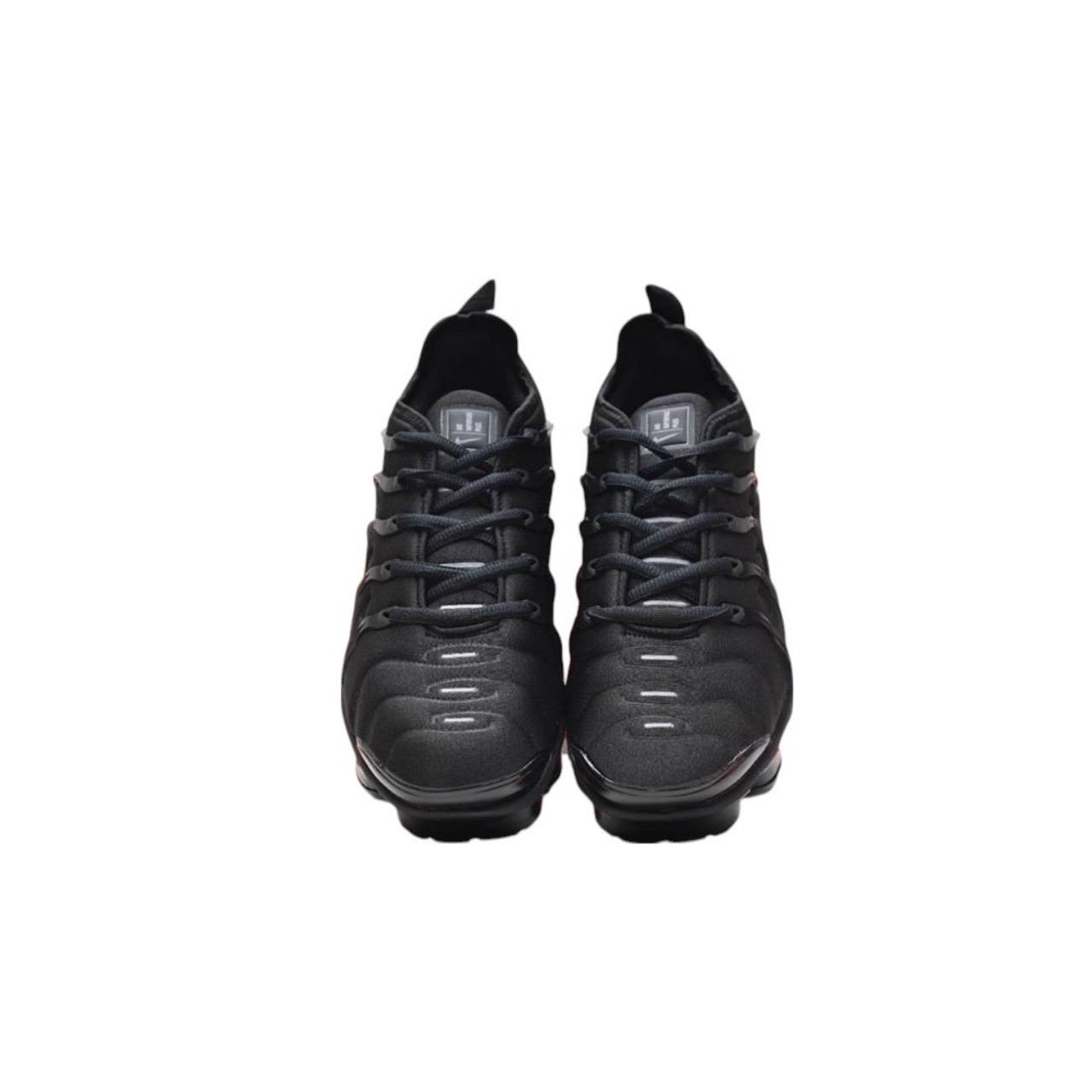 Маратонки Vapormax Plus Triple Black