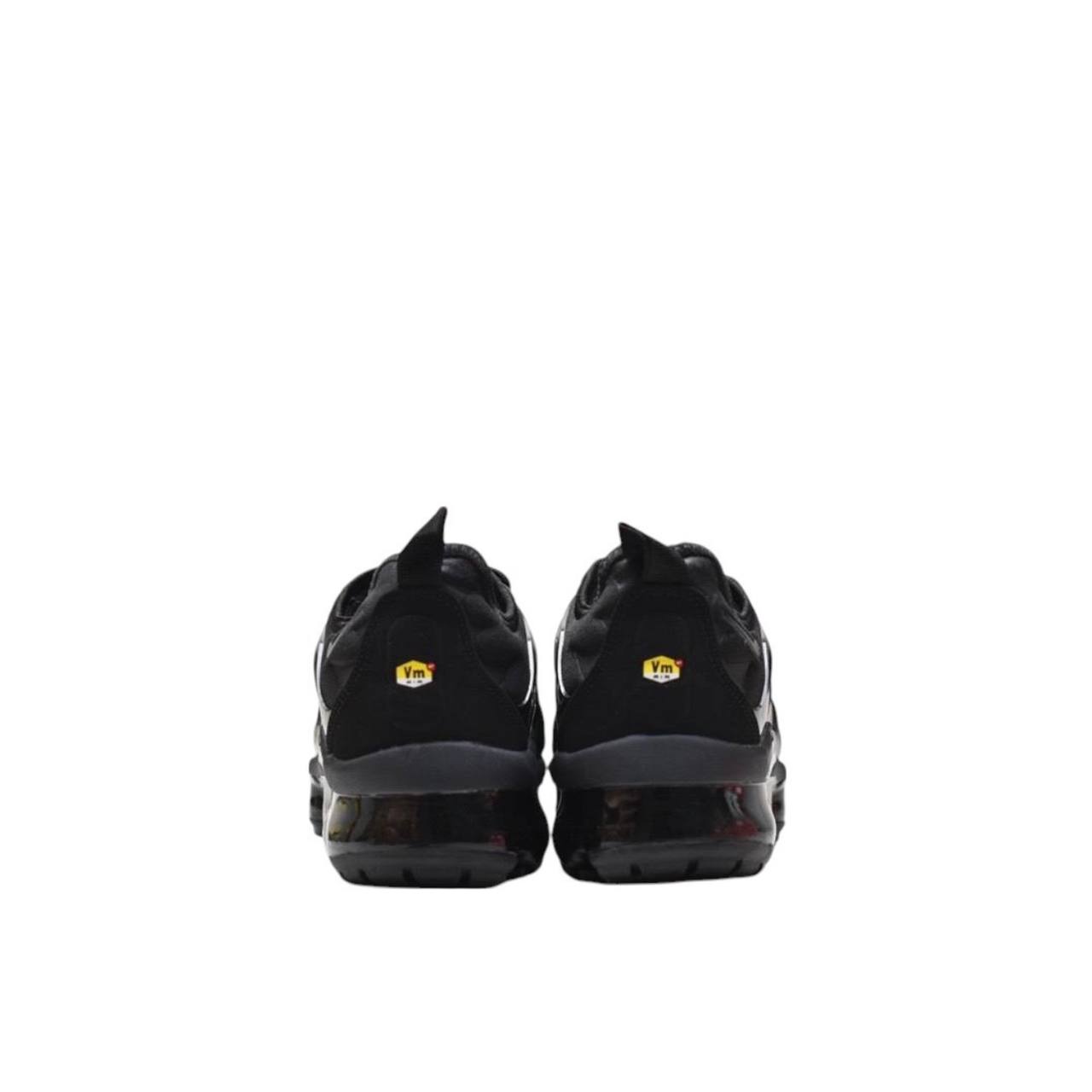 Маратонки Vapormax Plus Triple Black