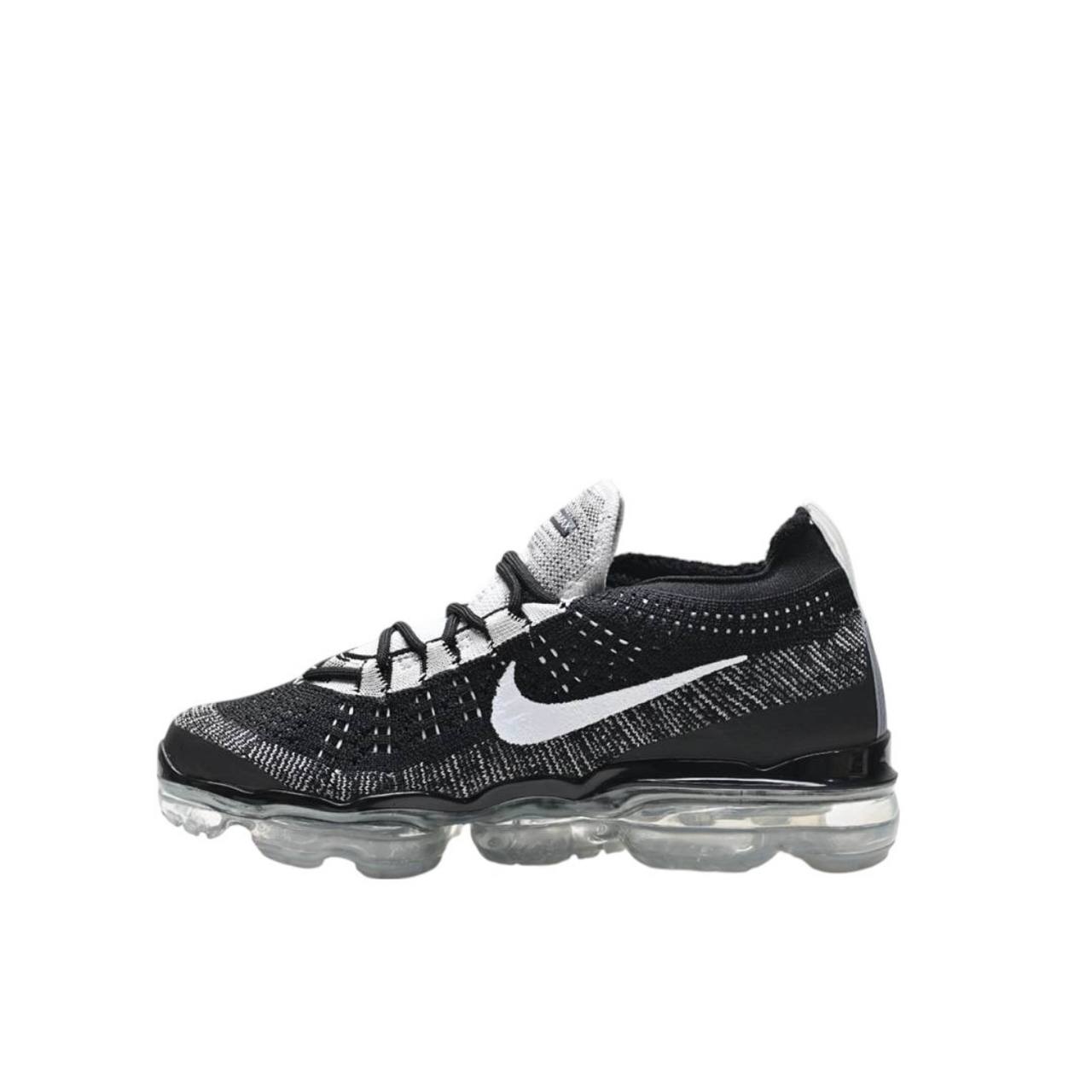 Маратонки Air Vapormax 2023 Black & White