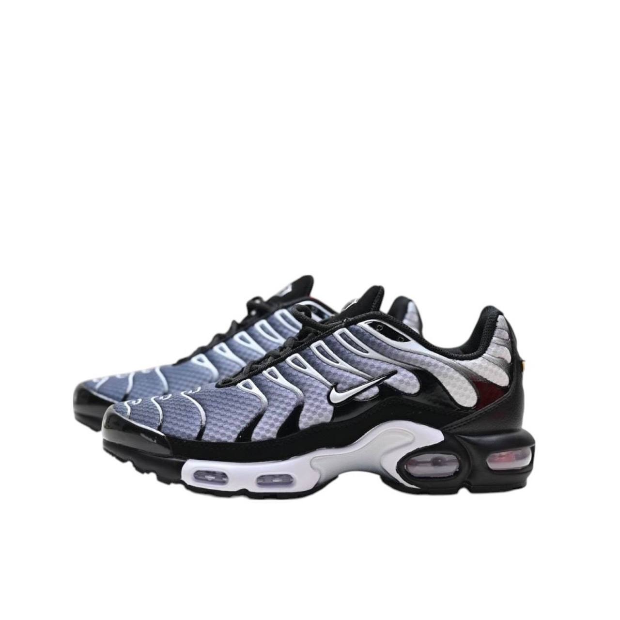 Маратонки Air Max Plus Smoke