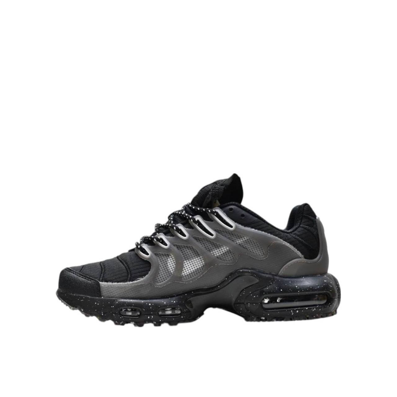 Маратонки Air Max Plus Terrascape Black & White