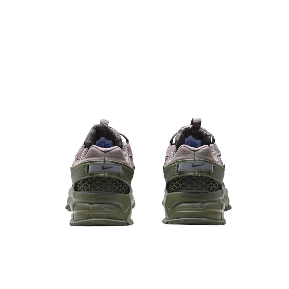 Маратонки Vomero Roam