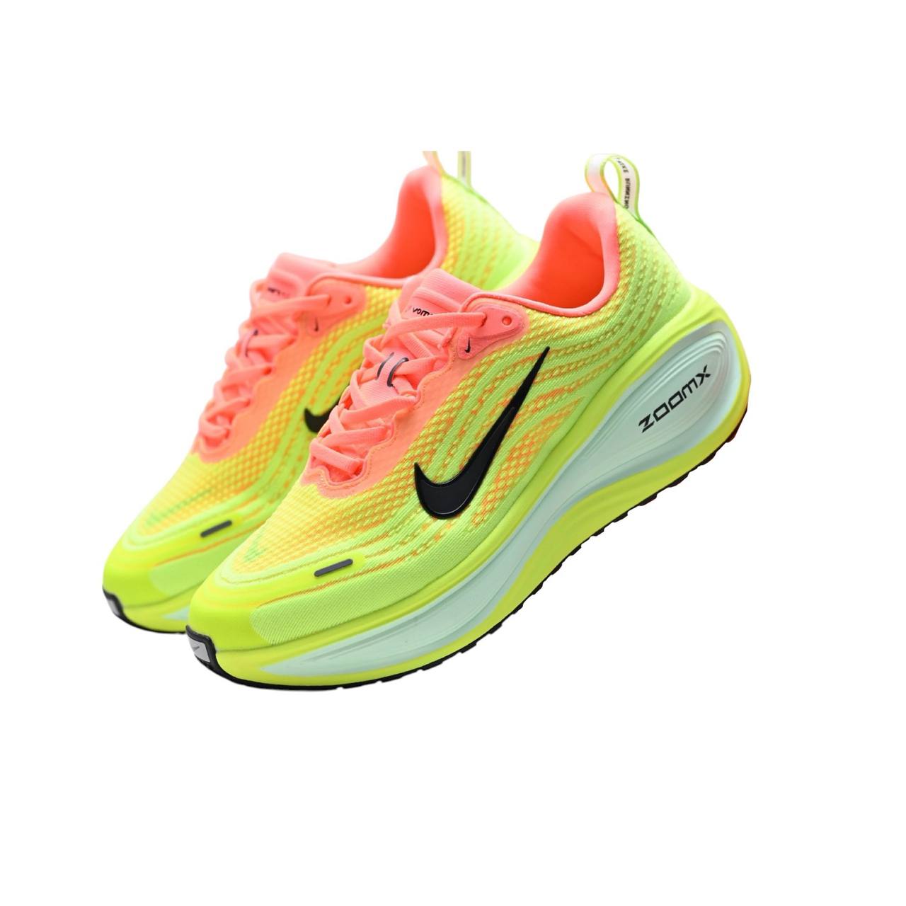 Маратонки Vomero Plus