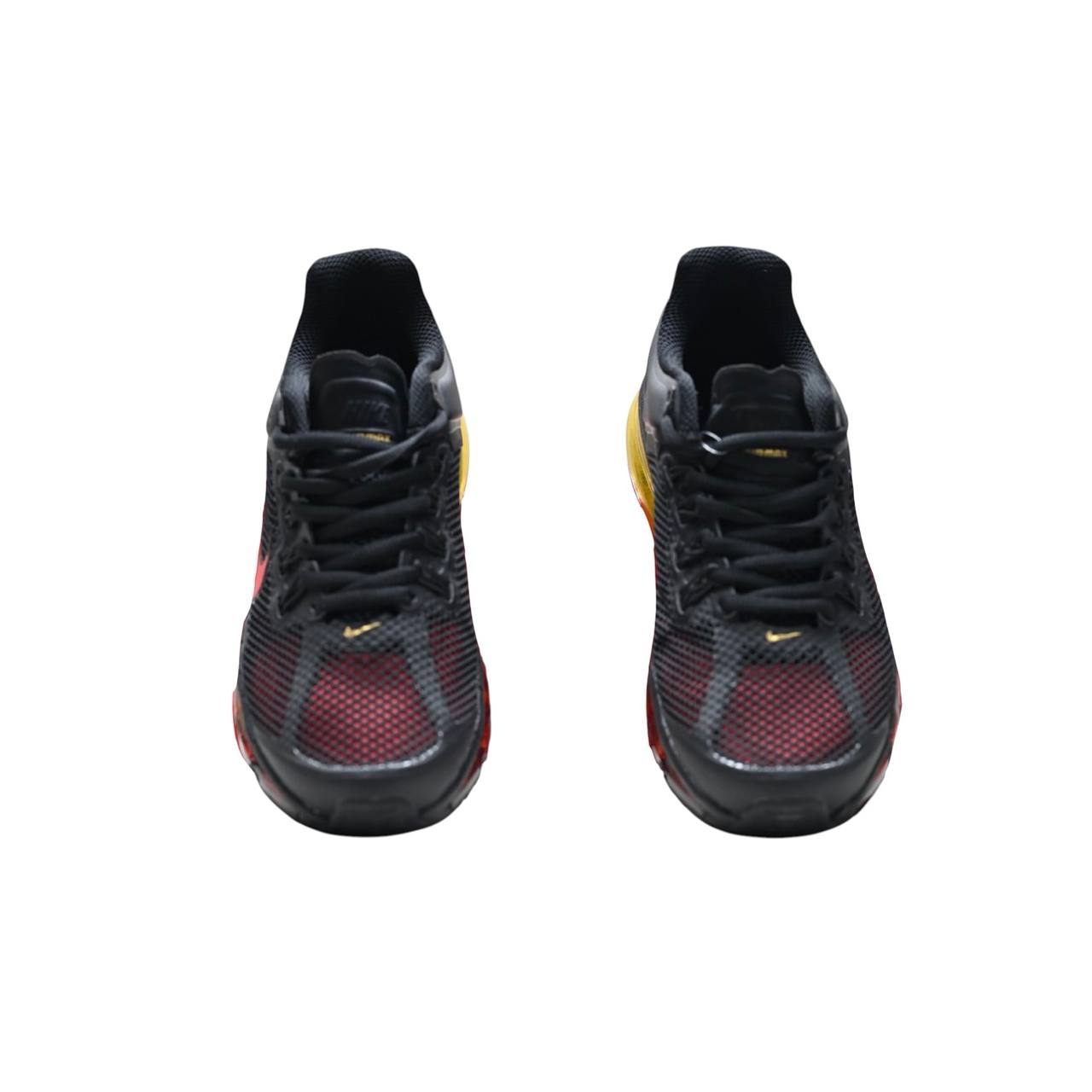 Маратонки Air Max 2013 Black & University Red