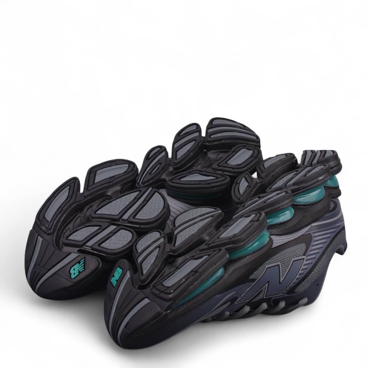 Маратонки New Balance 2000