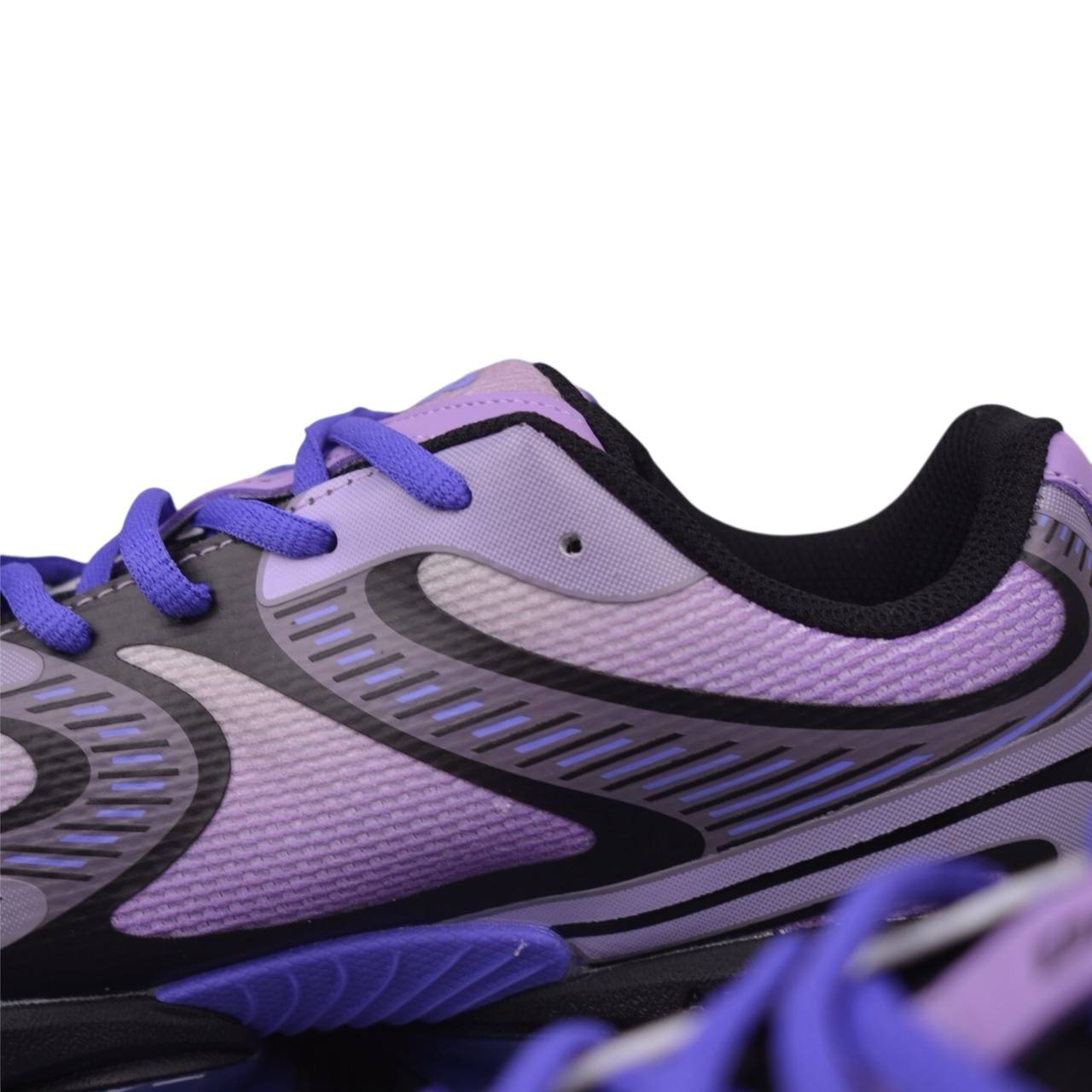 Маратонки New Balance 2000