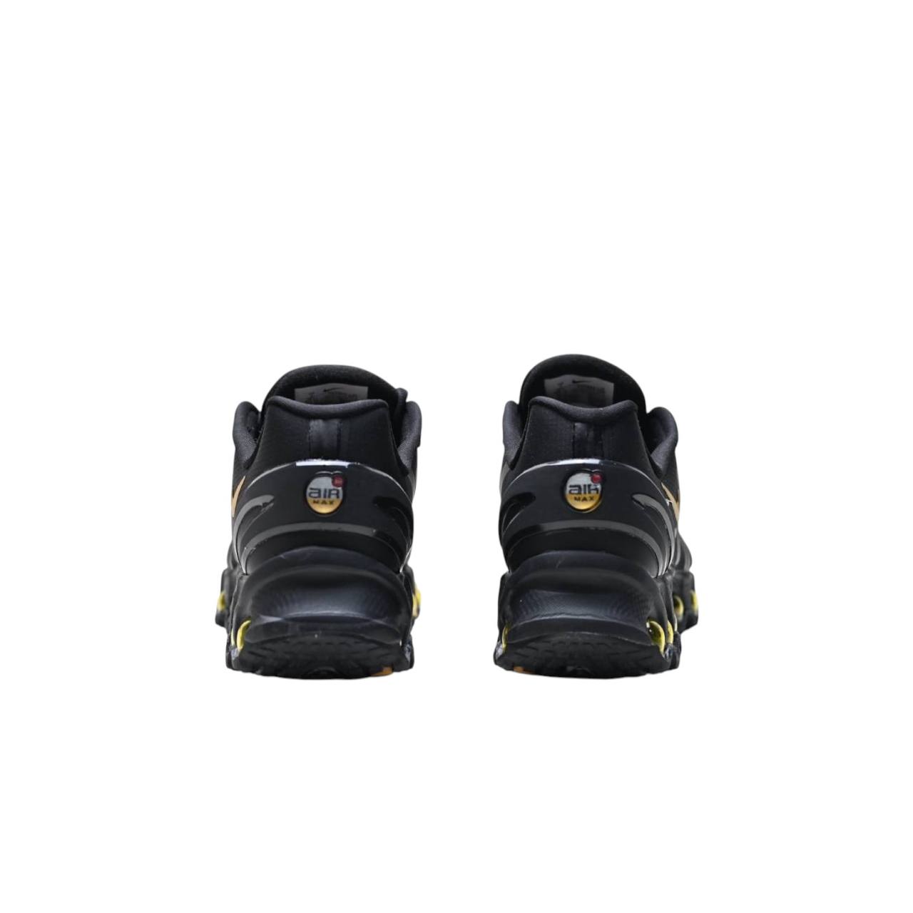 Маратонки Air Max DN8 Black & Yellow