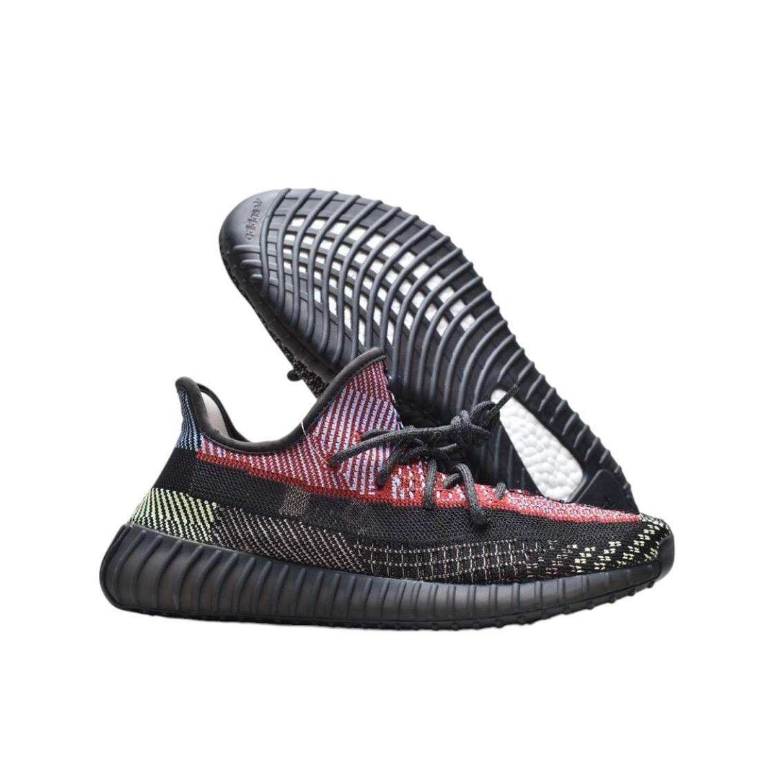 Маратонки Yeezy 350 V2 Yecheil Reflective