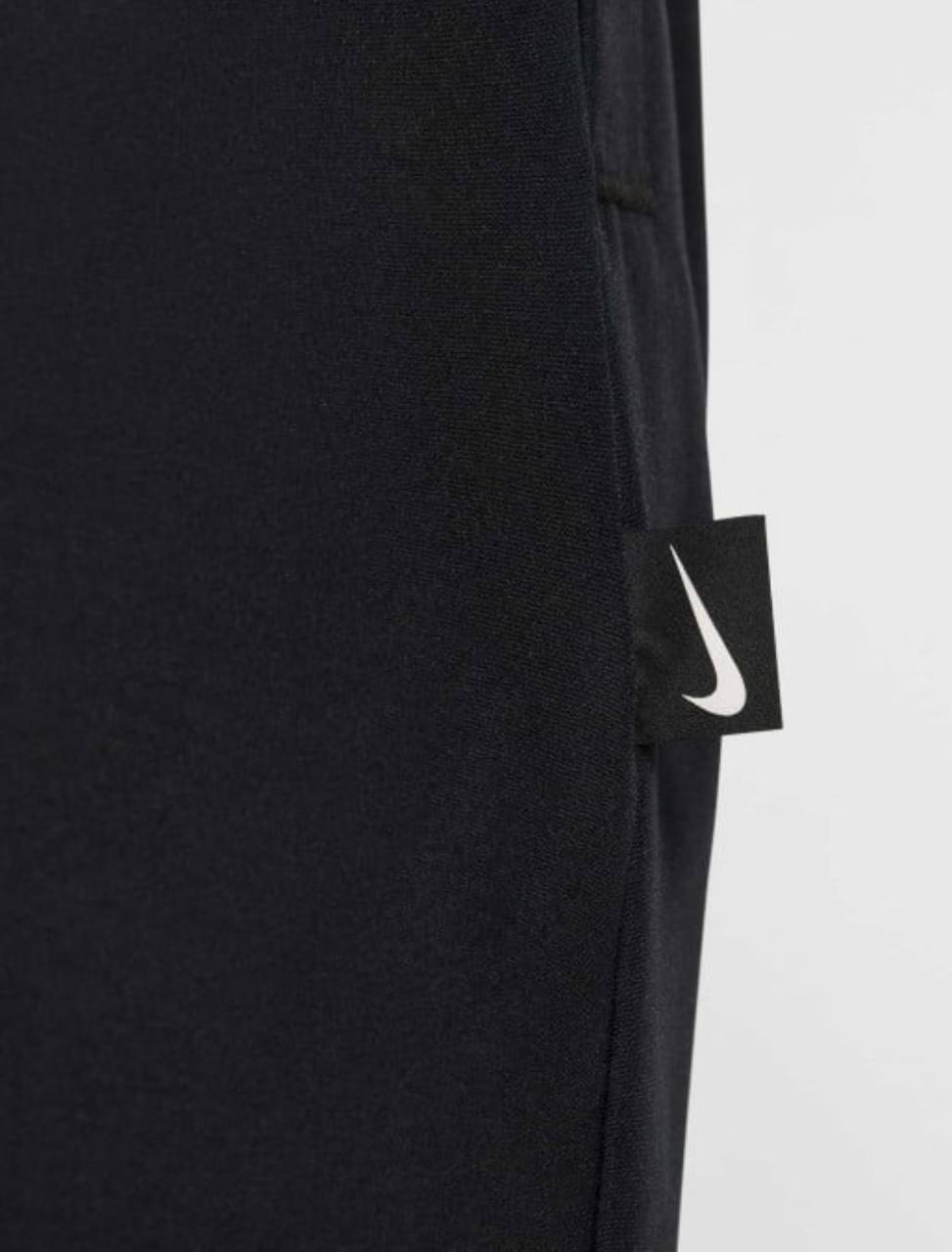 Комплект от две части AJ Черен