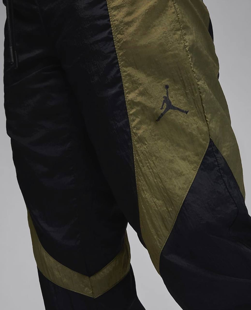 Комплект от две части Jordan Black/Olive