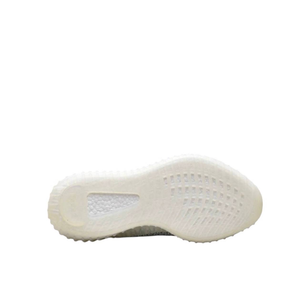 Маратонки Yeezy 350 V2 Cloud White