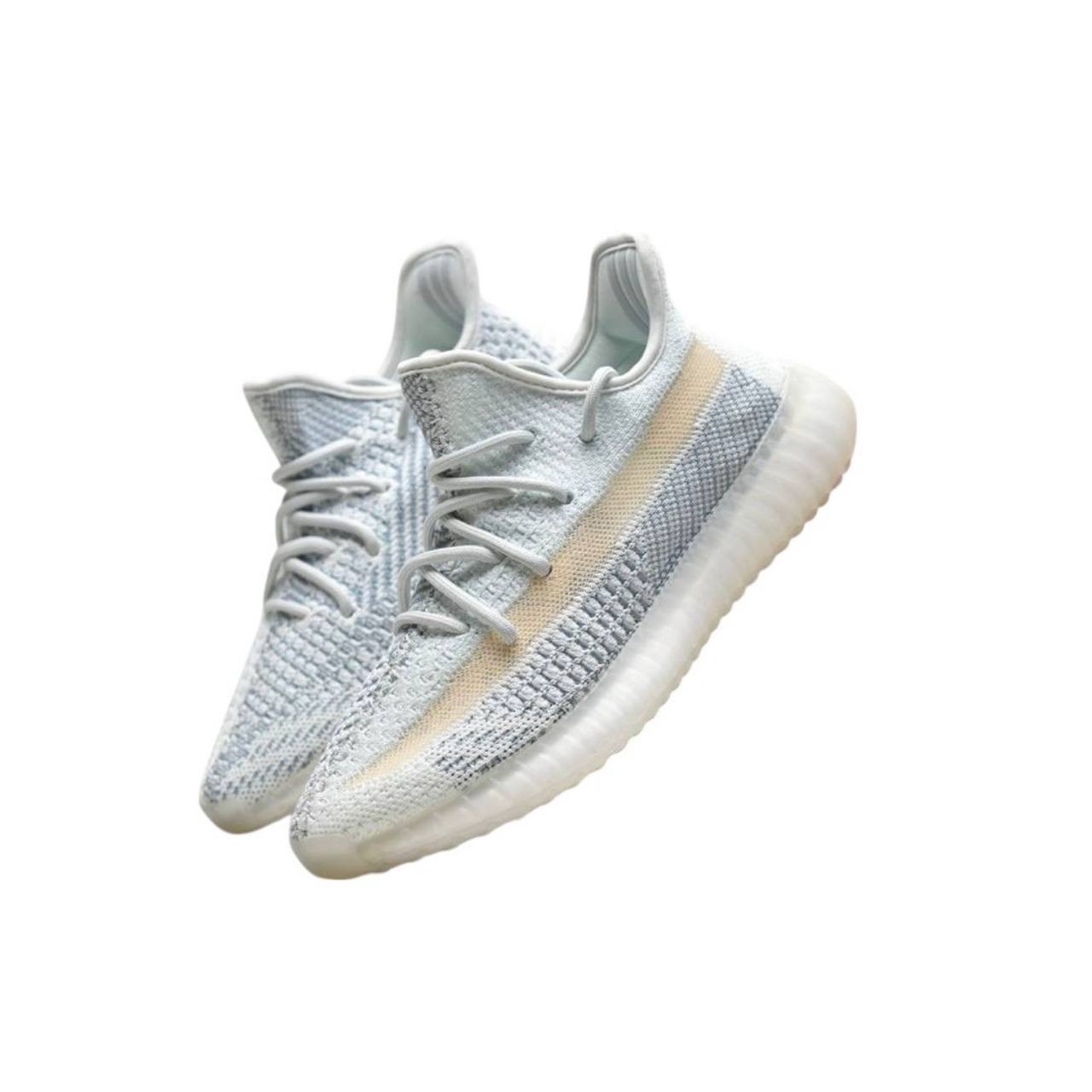Маратонки Yeezy 350 V2 Cloud White