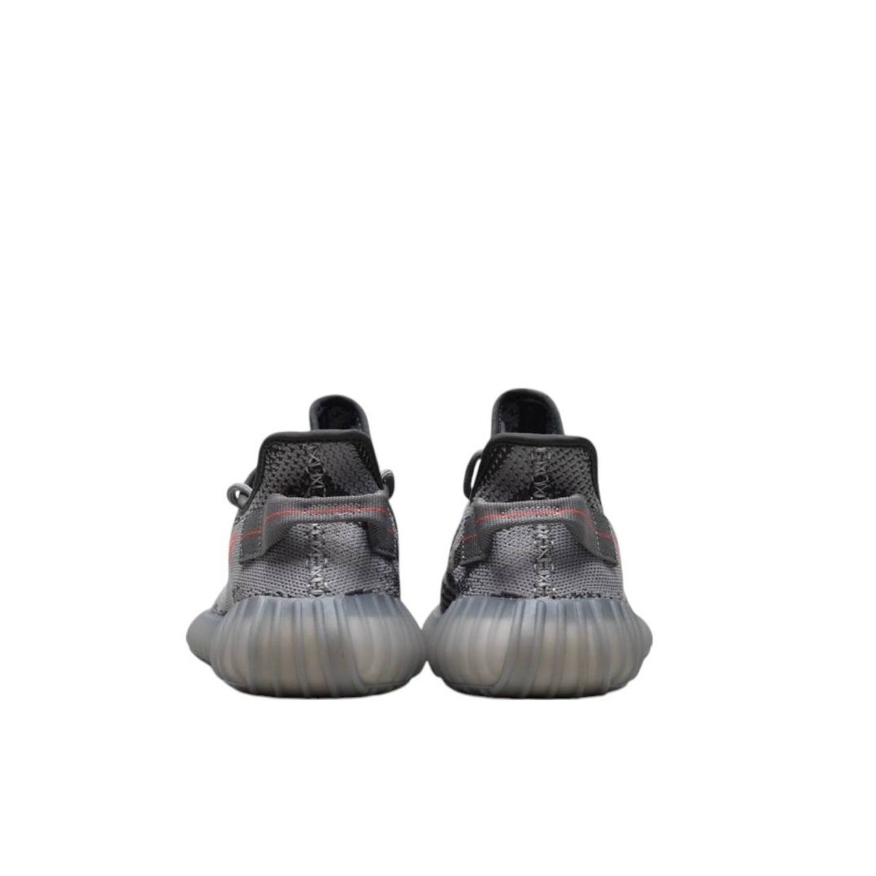 Маратонки Yeezy 350 V2 Beluga 2.0