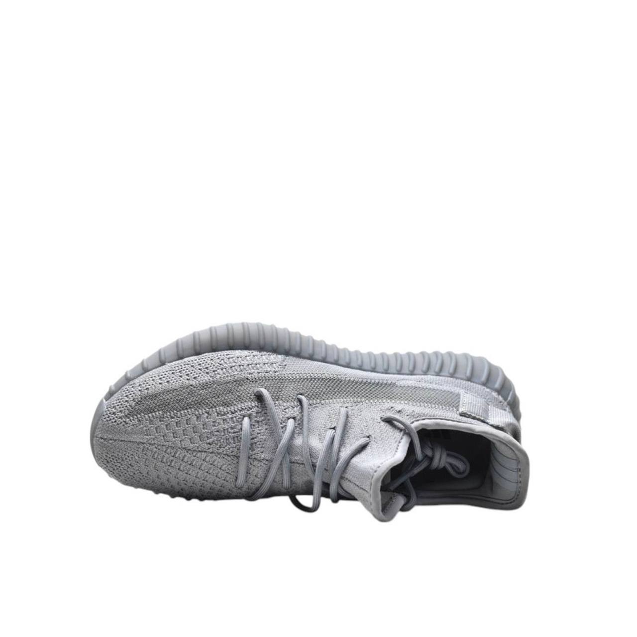 Маратонки Yeezy 350 V2 Grey