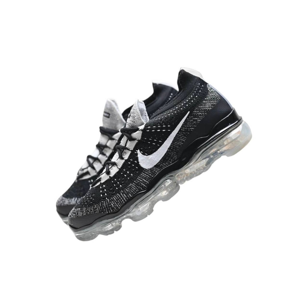 Маратонки Air Vapormax 2023 Black & White
