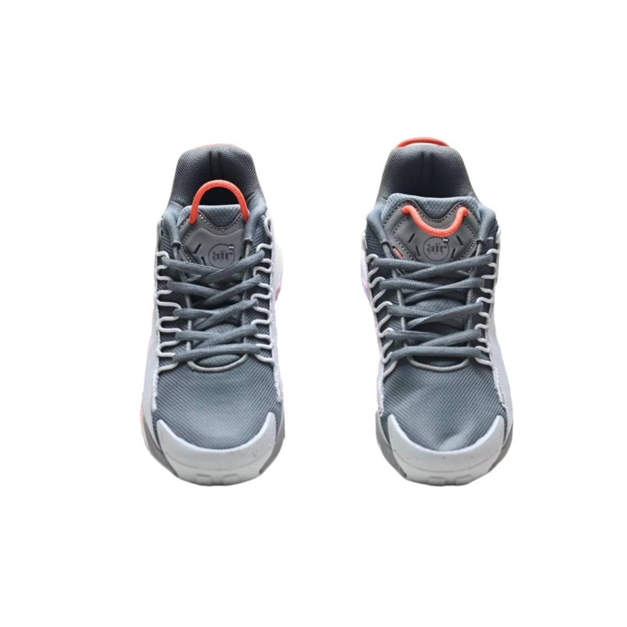 Маратонки Air Max 270 Pulse Roam