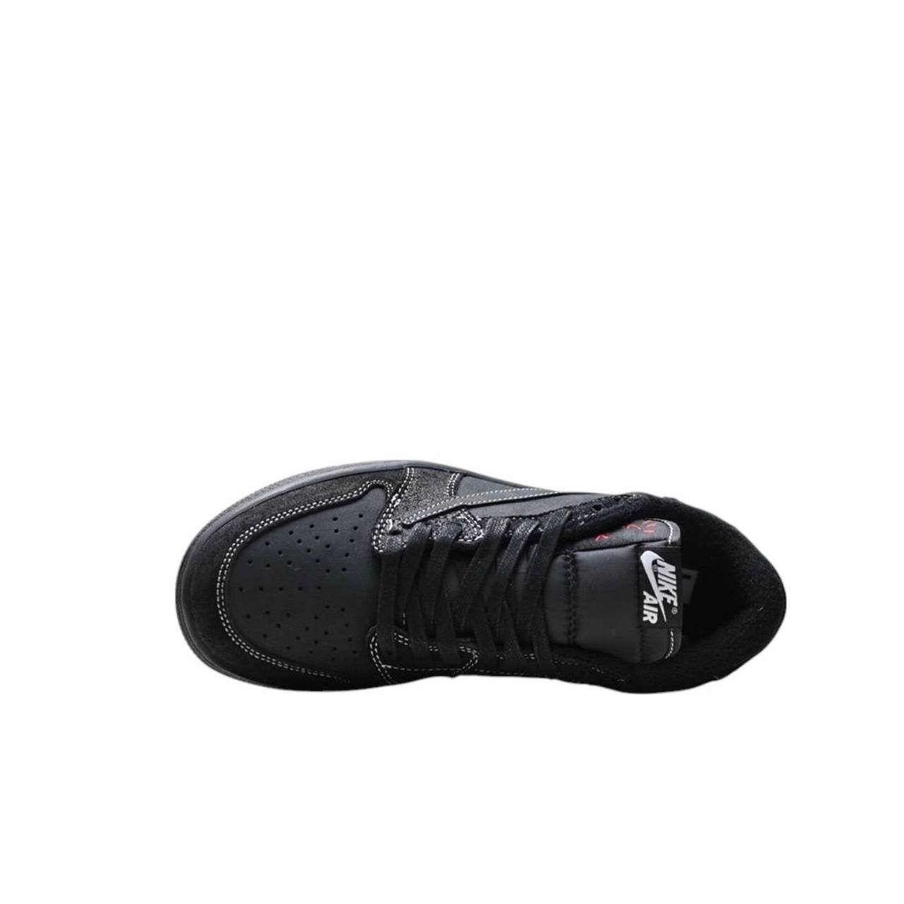 Маратонки AJ1 Retro Travis Scott Black Phantom