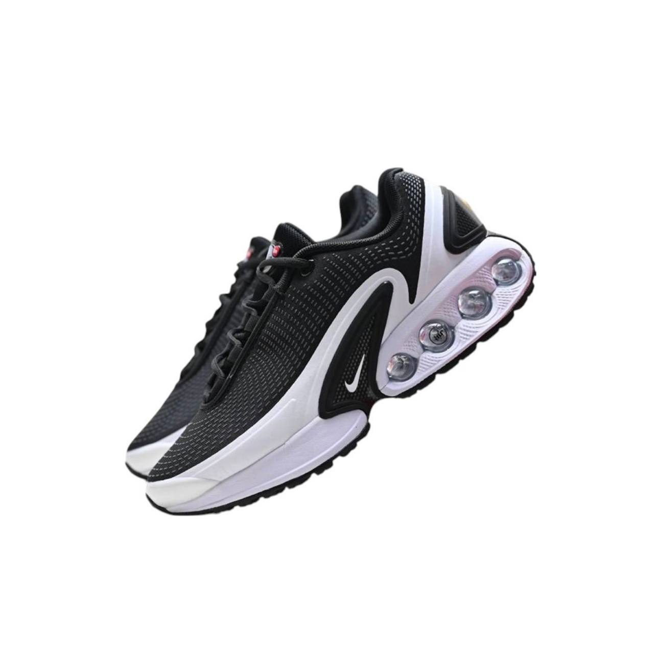 Маратонки Air Max DN Black & White