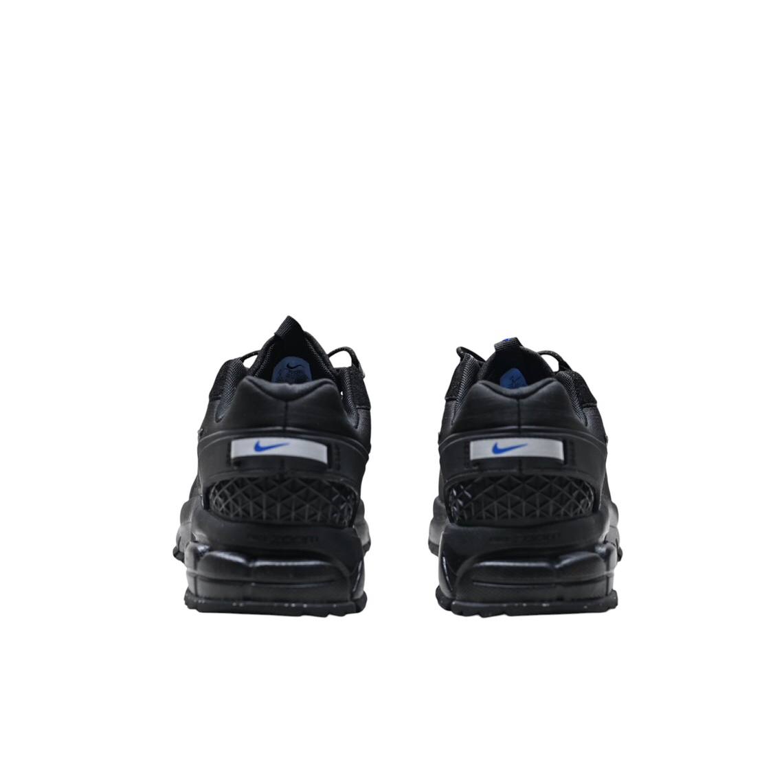 Маратонки Vomero Roam All Black