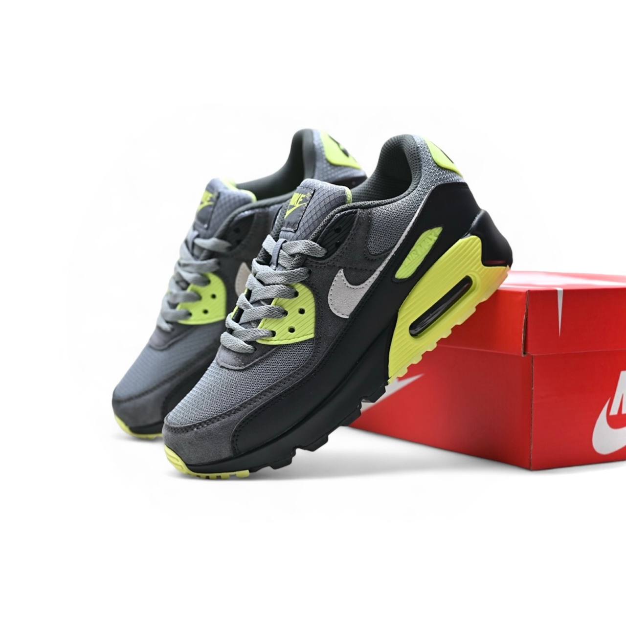Маратонки Air Max 90 Dark Grey Volt Black