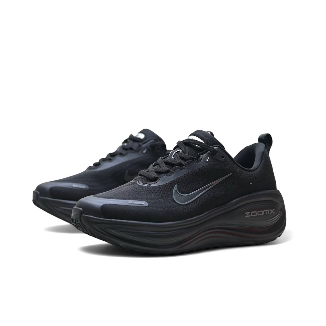 Маратонки Vomero Plus Black